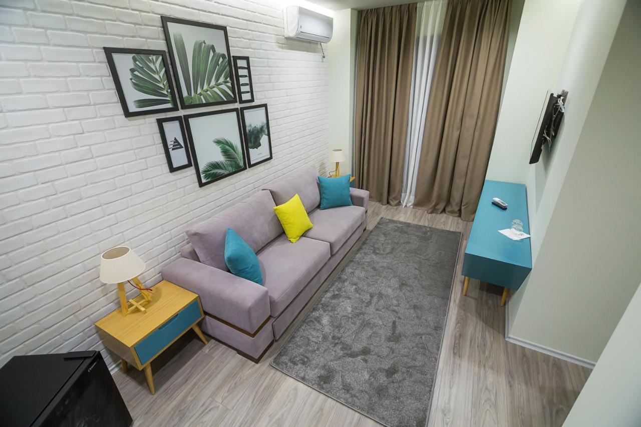 Hotel Regal Корча Экстерьер фото