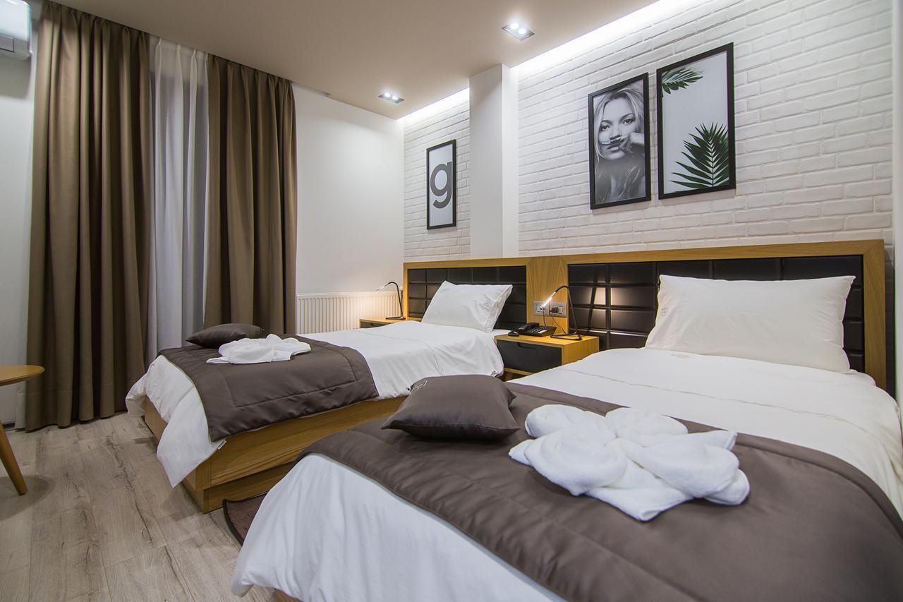 Hotel Regal Корча Экстерьер фото